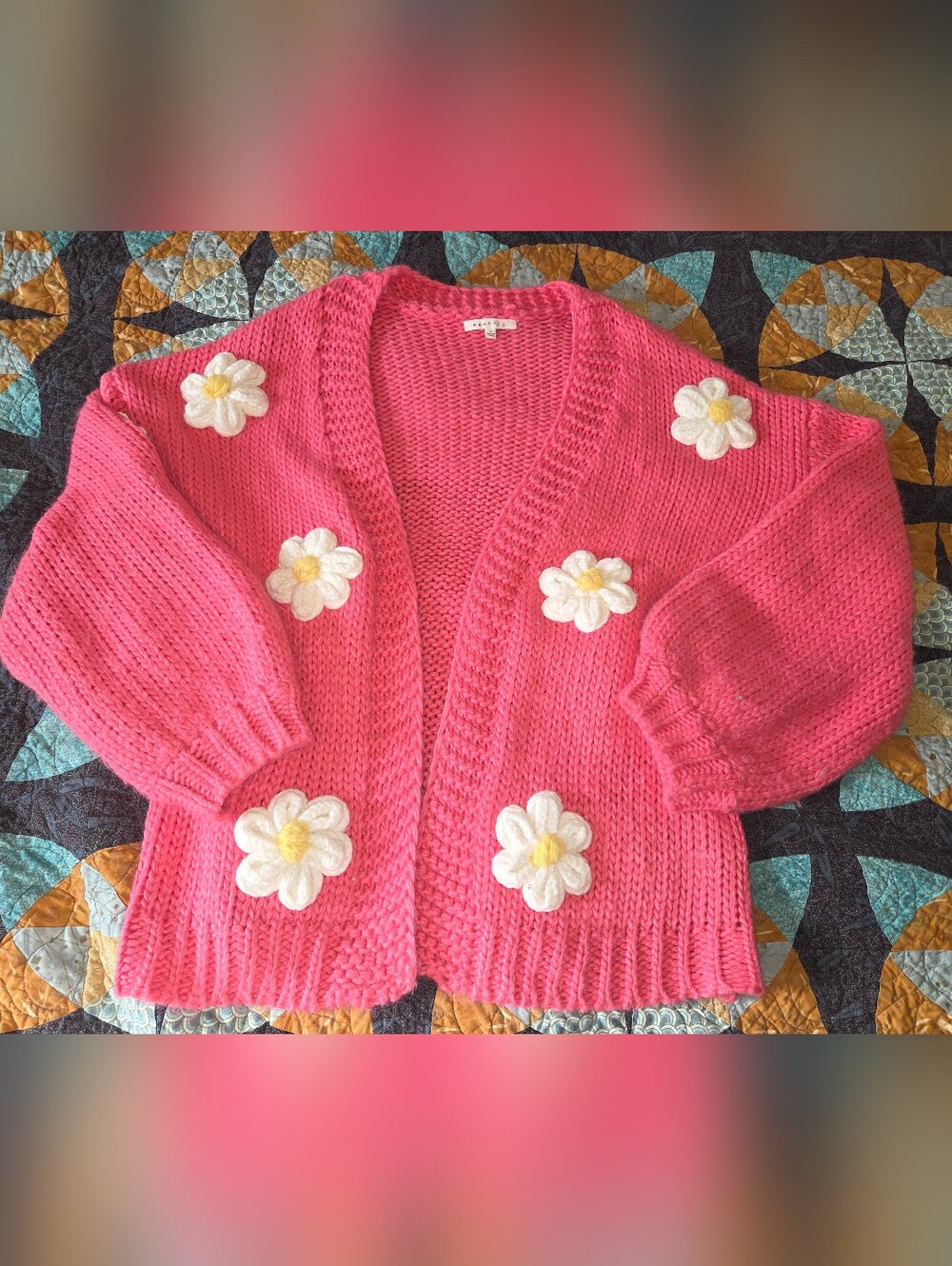 Women's Size Small Baevely Pink Daisy Appliqué Knit Cardigan Sweater